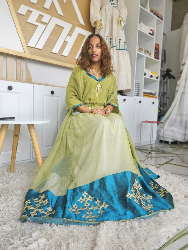 women's holiday dress